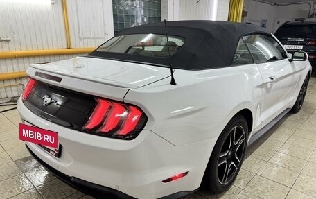 Ford Mustang VI рестайлинг, 2022 год, 4 500 000 рублей, 12 фотография