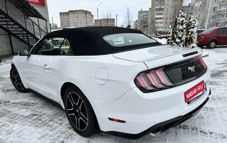 Ford Mustang VI рестайлинг, 2022 год, 4 500 000 рублей, 3 фотография