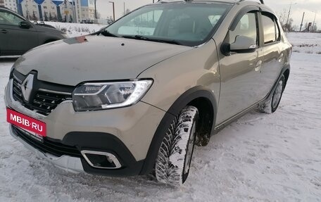 Renault Logan II, 2021 год, 1 220 000 рублей, 2 фотография