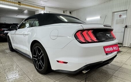 Ford Mustang VI рестайлинг, 2022 год, 4 500 000 рублей, 18 фотография