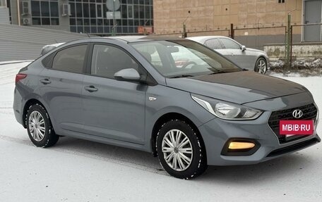 Hyundai Solaris II рестайлинг, 2017 год, 1 370 000 рублей, 2 фотография