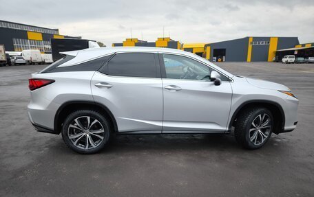 Lexus RX IV рестайлинг, 2016 год, 3 850 000 рублей, 4 фотография