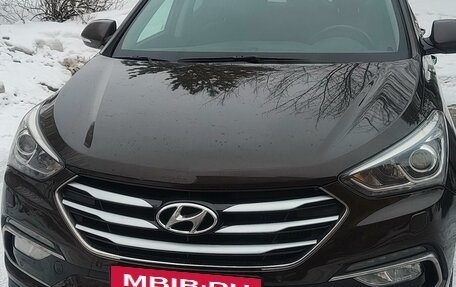 Hyundai Santa Fe III рестайлинг, 2016 год, 2 300 000 рублей, 1 фотография