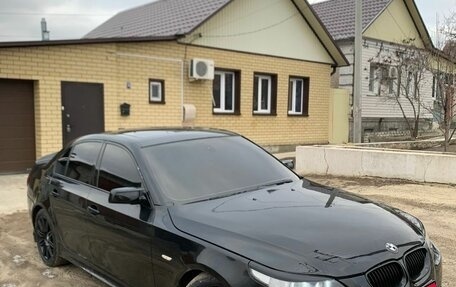 BMW 5 серия, 2006 год, 810 000 рублей, 1 фотография