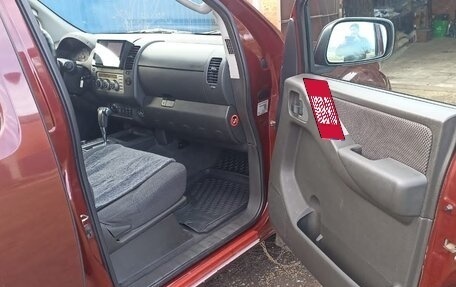 Nissan Navara (Frontier), 2007 год, 1 050 000 рублей, 10 фотография