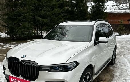 BMW X7, 2020 год, 8 700 000 рублей, 3 фотография