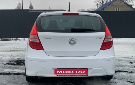 Hyundai i30 I, 2011 год, 785 000 рублей, 13 фотография