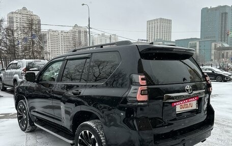 Toyota Land Cruiser Prado 150 рестайлинг 2, 2020 год, 6 200 000 рублей, 4 фотография