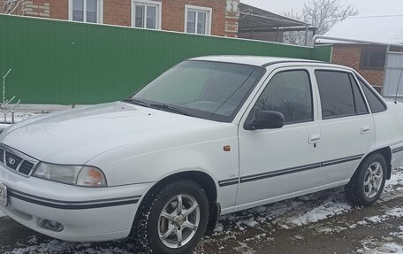 Daewoo Nexia I рестайлинг, 2003 год, 250 000 рублей, 2 фотография