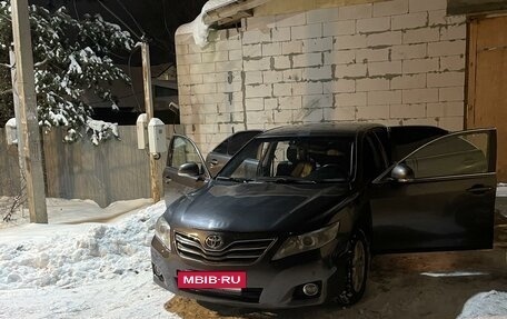 Toyota Camry, 2010 год, 800 000 рублей, 8 фотография