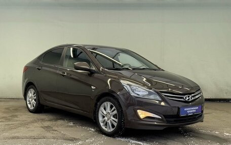 Hyundai Solaris II рестайлинг, 2015 год, 1 120 000 рублей, 2 фотография