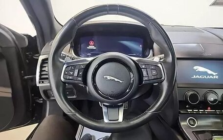 Jaguar F-Type I рестайлинг 2, 2022 год, 6 430 000 рублей, 12 фотография