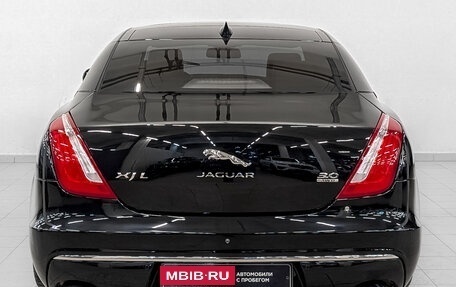 Jaguar XJ IV (X351), 2017 год, 3 680 000 рублей, 6 фотография