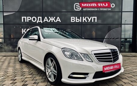 Mercedes-Benz E-Класс, 2012 год, 2 480 000 рублей, 3 фотография