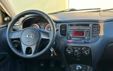 KIA Rio II, 2010 год, 665 000 рублей, 18 фотография