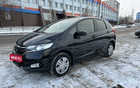 Honda Fit III, 2019 год, 1 470 000 рублей, 4 фотография