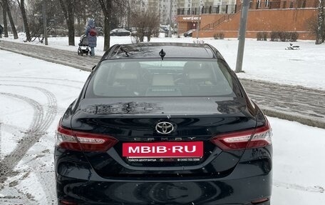 Toyota Camry, 2019 год, 3 580 000 рублей, 4 фотография