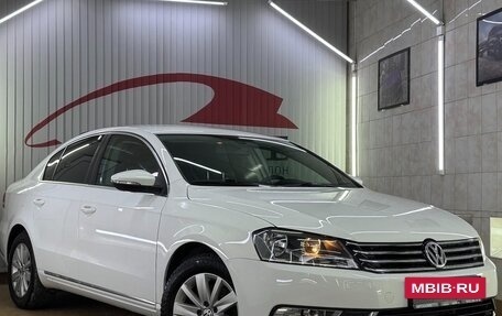 Volkswagen Passat B7, 2011 год, 1 190 000 рублей, 2 фотография