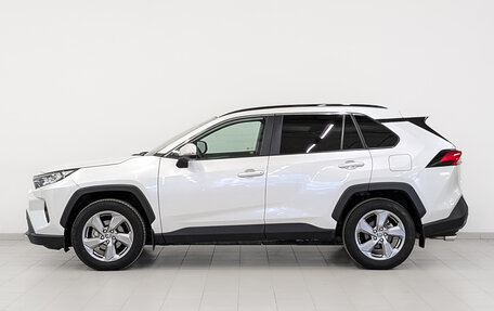 Toyota RAV4, 2022 год, 3 995 000 рублей, 8 фотография