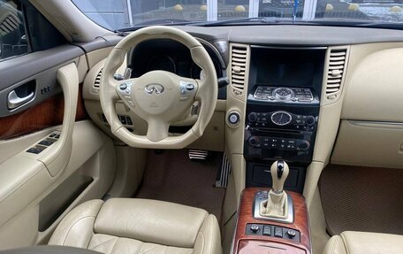 Infiniti FX II, 2011 год, 1 490 000 рублей, 31 фотография