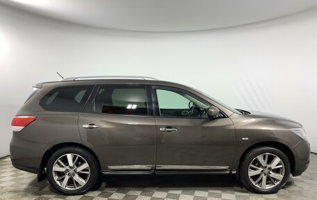 Nissan Pathfinder, 2016 год, 1 633 000 рублей, 4 фотография