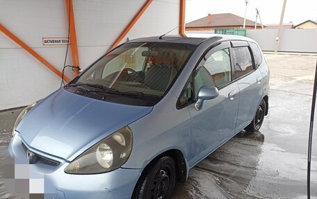 Honda Fit III, 2003 год, 480 000 рублей, 2 фотография