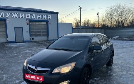 Opel Astra J, 2010 год, 740 000 рублей, 2 фотография