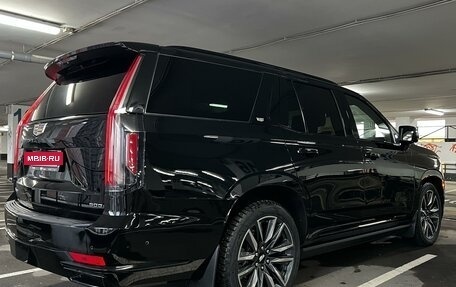 Cadillac Escalade V, 2022 год, 13 200 000 рублей, 9 фотография