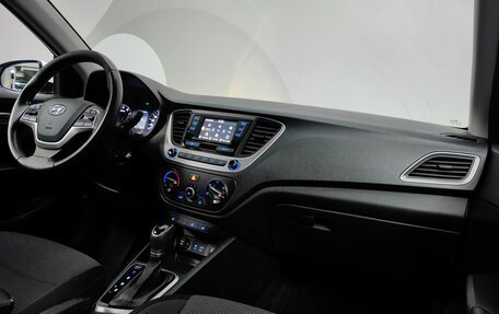 Hyundai Solaris II рестайлинг, 2018 год, 1 222 000 рублей, 7 фотография