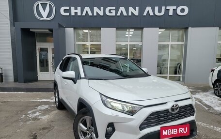 Toyota RAV4, 2021 год, 3 399 900 рублей, 1 фотография