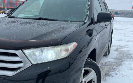 Toyota Highlander III, 2012 год, 1 950 000 рублей, 10 фотография