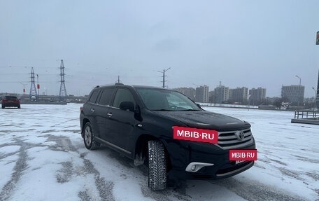 Toyota Highlander III, 2012 год, 1 950 000 рублей, 8 фотография