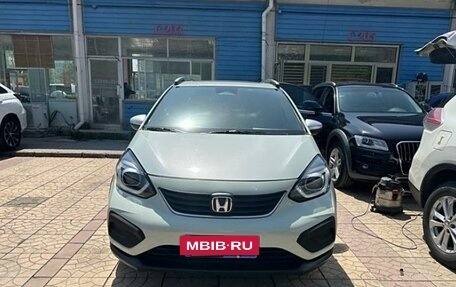 Honda Fit, 2022 год, 1 950 000 рублей, 2 фотография