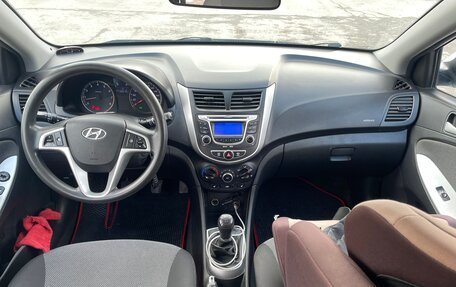 Hyundai Solaris II рестайлинг, 2013 год, 907 000 рублей, 9 фотография