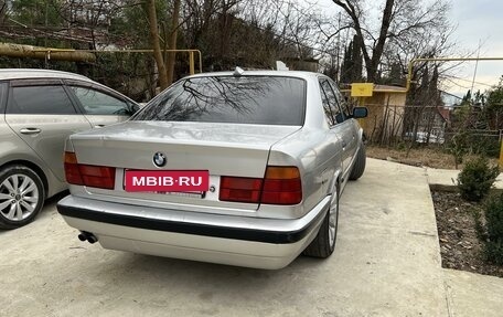 BMW 5 серия, 1993 год, 390 000 рублей, 9 фотография