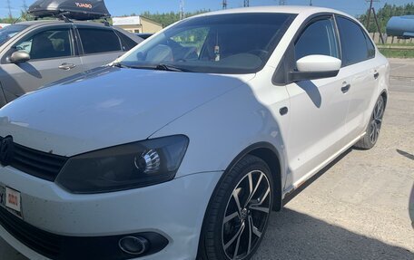 Volkswagen Polo VI (EU Market), 2013 год, 600 000 рублей, 1 фотография