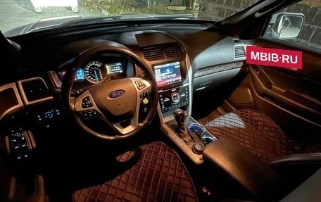 Ford Explorer VI, 2012 год, 2 000 000 рублей, 11 фотография