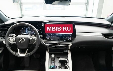 Lexus RX IV рестайлинг, 2024 год, 10 990 000 рублей, 13 фотография