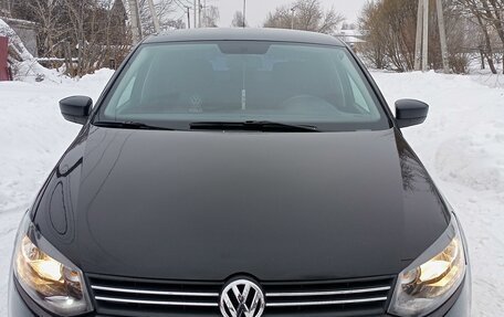 Volkswagen Polo VI (EU Market), 2011 год, 595 000 рублей, 3 фотография