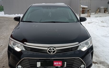 Toyota Camry, 2015 год, 2 350 000 рублей, 2 фотография