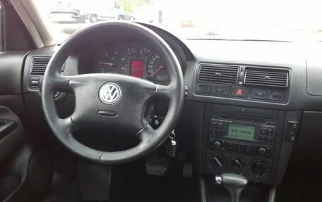 Volkswagen Golf IV, 2003 год, 550 000 рублей, 2 фотография