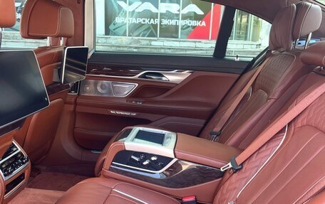 BMW 7 серия, 2016 год, 3 999 999 рублей, 12 фотография