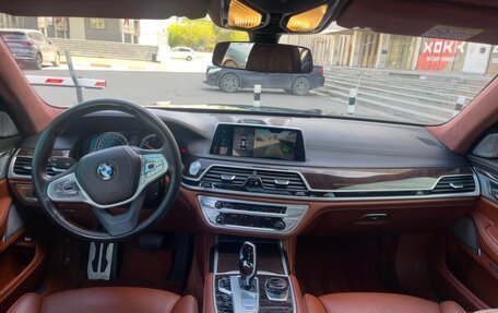 BMW 7 серия, 2016 год, 3 999 999 рублей, 9 фотография