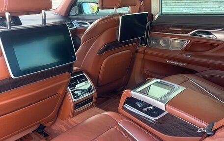 BMW 7 серия, 2016 год, 3 999 999 рублей, 14 фотография