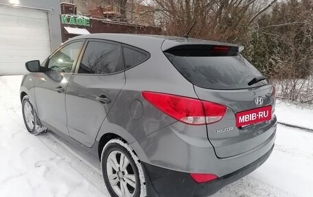 Hyundai ix35 I рестайлинг, 2013 год, 1 300 000 рублей, 8 фотография