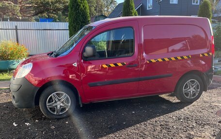 Renault Kangoo II рестайлинг, 2012 год, 750 000 рублей, 2 фотография