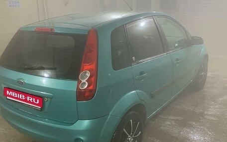 Ford Fiesta, 2006 год, 250 000 рублей, 13 фотография