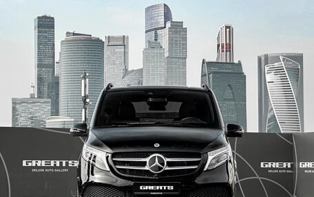 Mercedes-Benz V-Класс, 2022 год, 29 900 000 рублей, 2 фотография