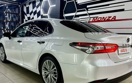 Toyota Camry, 2018 год, 3 300 000 рублей, 4 фотография