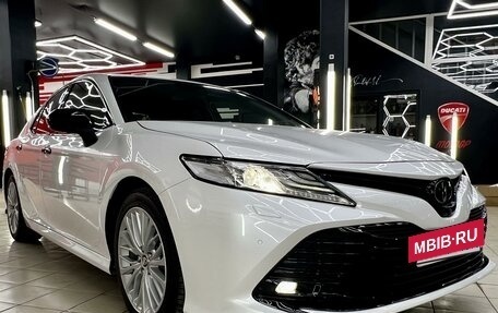 Toyota Camry, 2018 год, 3 300 000 рублей, 5 фотография